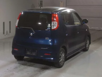 Suzuki MRWAGON