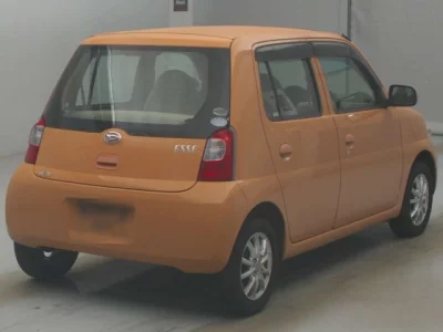 Daihatsu Esse