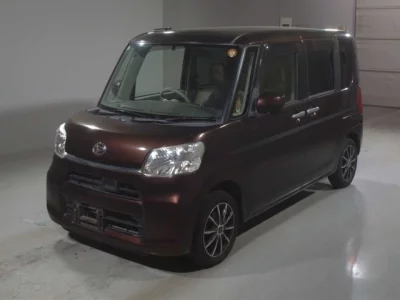 Daihatsu TANTO  с аукциона в Японии