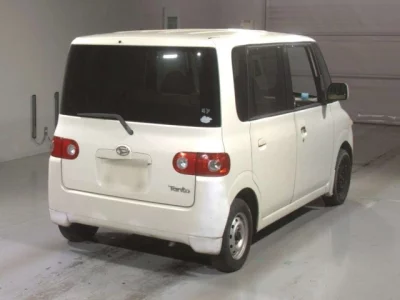 Daihatsu TANTO  с аукциона в Японии