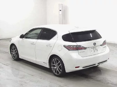 Lexus CT200h