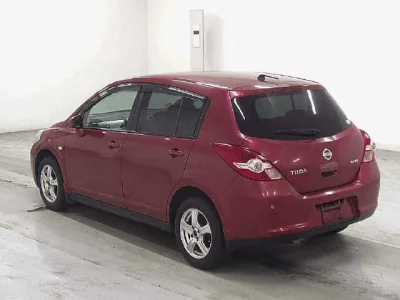 Nissan TIIDA