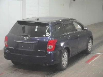 Toyota COROLLA FIELDER  с аукциона в Японии