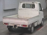 Nissan CLIPPER TRUCK лот № 7013 оценка 3.5  с аукциона в Японии 3