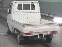 Nissan CLIPPER TRUCK лот № 7013 оценка 3.5  с аукциона в Японии 1