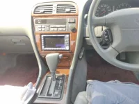 Nissan CEDRIC лот № 42 оценка 3  с аукциона в Японии 4