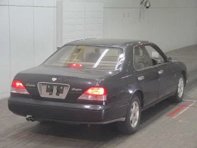 Nissan CEDRIC