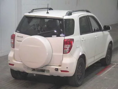 Toyota RUSH  с аукциона в Японии