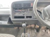 Toyota HIACE VAN лот № 8023 оценка RA  с аукциона в Японии 4