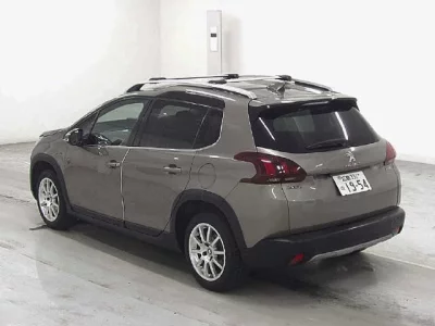 Peugeot 2008  с аукциона в Японии