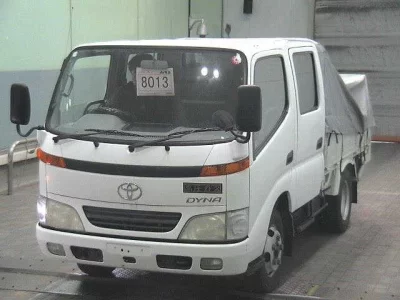 Toyota DYNA  с аукциона в Японии