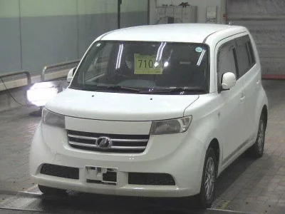Toyota BB  с аукциона в Японии
