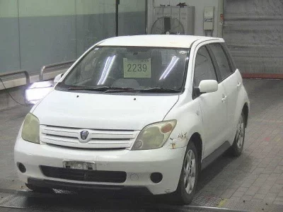 Toyota IST  с аукциона в Японии