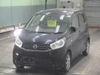 Nissan DAYZ лот № 7097 оценка 3.5  с аукциона в Японии 2