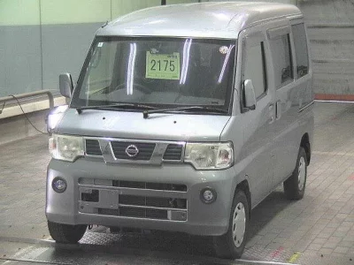 Nissan CLIPPER VAN