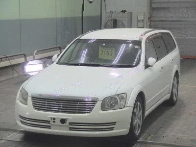 Nissan STAGEA