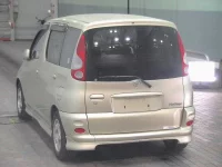 Toyota FUNCARGO лот № 7195 оценка R  с аукциона в Японии 1