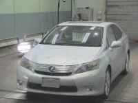 Lexus HS лот № 147 оценка 3.5  с аукциона в Японии 2