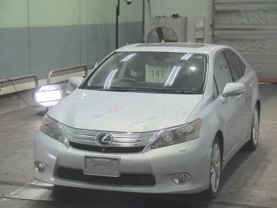 Lexus HS  с аукциона в Японии