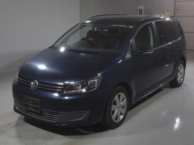 Volkswagen GOLF TOURAN  с аукциона в Японии