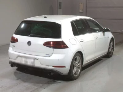 Volkswagen Golf  с аукциона в Японии