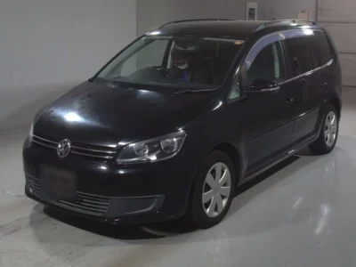 Volkswagen GOLF TOURAN  с аукциона в Японии