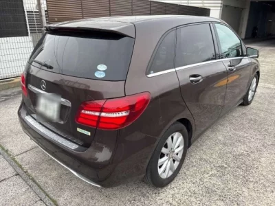 Mercedes-Benz B CLASS  с аукциона в Японии