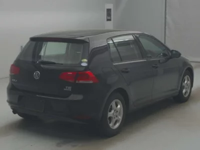 Volkswagen Golf  с аукциона в Японии