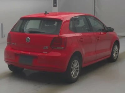 Volkswagen Polo  с аукциона в Японии