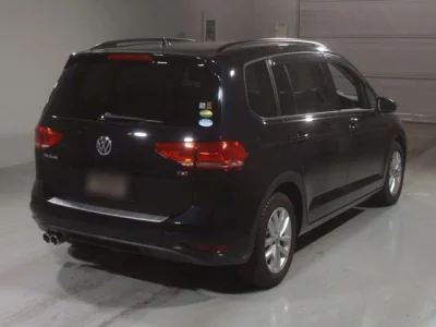 Volkswagen GOLF TOURAN  с аукциона в Японии