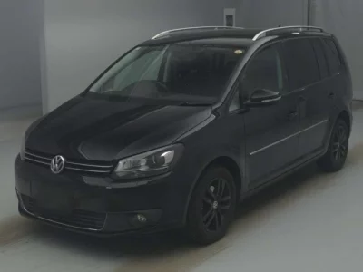 Volkswagen GOLF TOURAN  с аукциона в Японии