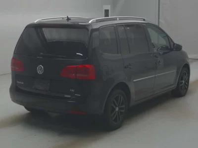 Volkswagen GOLF TOURAN  с аукциона в Японии