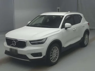 Volvo XC40  с аукциона в Японии