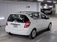 Mercedes-Benz A CLASS лот № 831 оценка 3.5  с аукциона в Японии 1