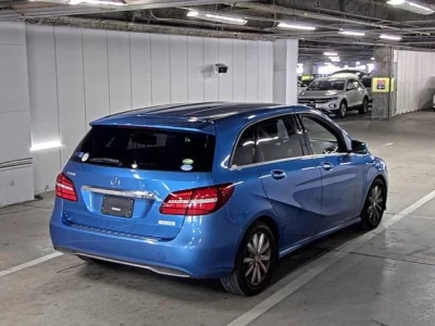 Mercedes-Benz B CLASS  с аукциона в Японии