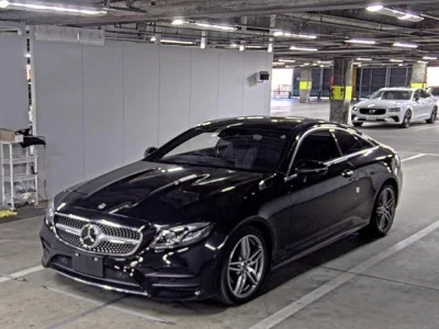 Mercedes-Benz E CLASS  с аукциона в Японии