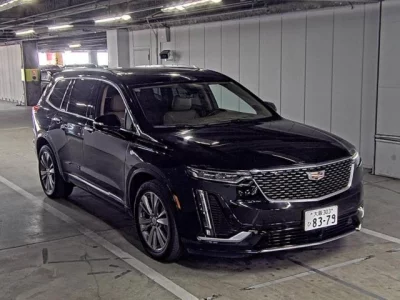 GM CADILLAC XT6  с аукциона в Японии