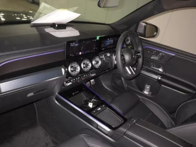 Mercedes-Benz GLB  с аукциона в Японии