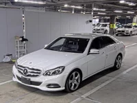 Mercedes-Benz E CLASS лот № 67 оценка 4  с аукциона в Японии 3
