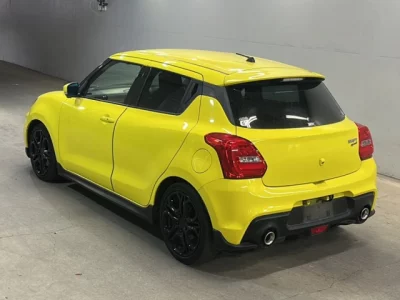 Suzuki SWIFT  с аукциона в Японии