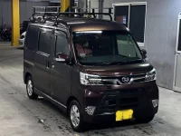 Daihatsu Atrai Wagon лот № 3113 оценка 3.5  с аукциона в Японии 3