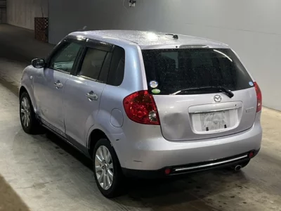 Mazda VERISA