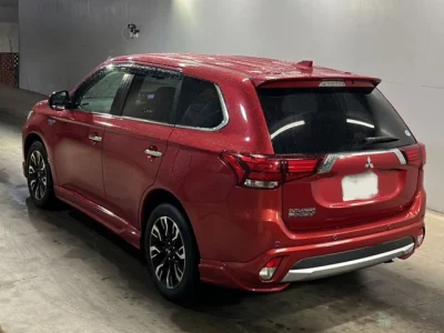 Mitsubishi OUTLANDER PHEV