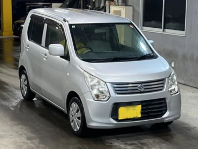 Suzuki WAGON R  с аукциона в Японии