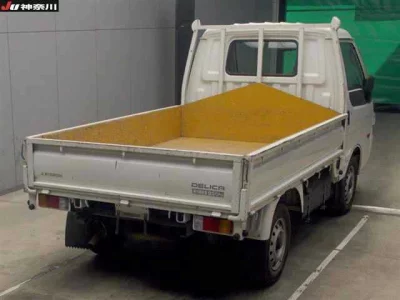 Mitsubishi DELICA TRUCK  с аукциона в Японии