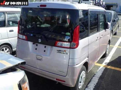 Suzuki Spacia