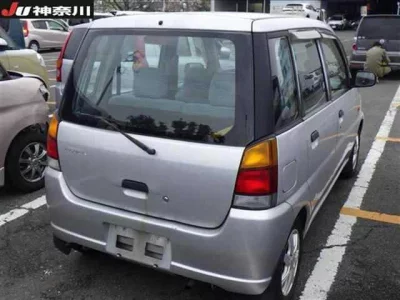 Subaru Pleo