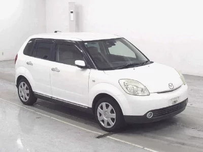 Mazda Verisa