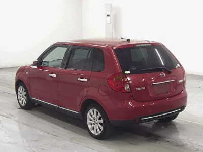 Mazda Verisa
