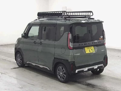 Mitsubishi Delica Mini
